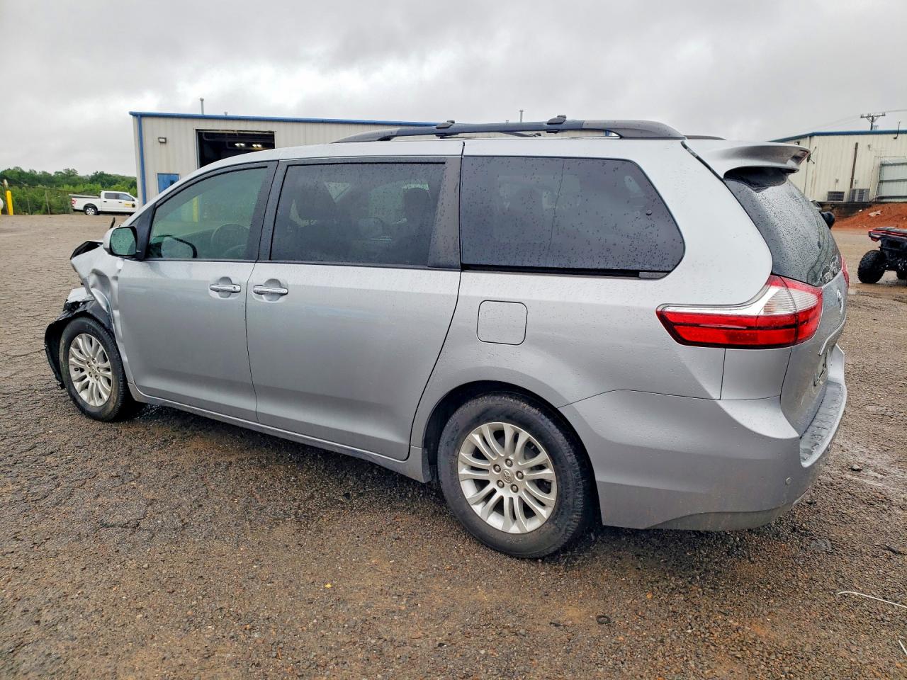 Toyota Sienna Xle Premium 8-passenger