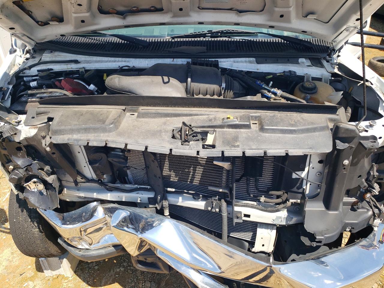 Ford Econoline E350 Super Duty Cutaway Van