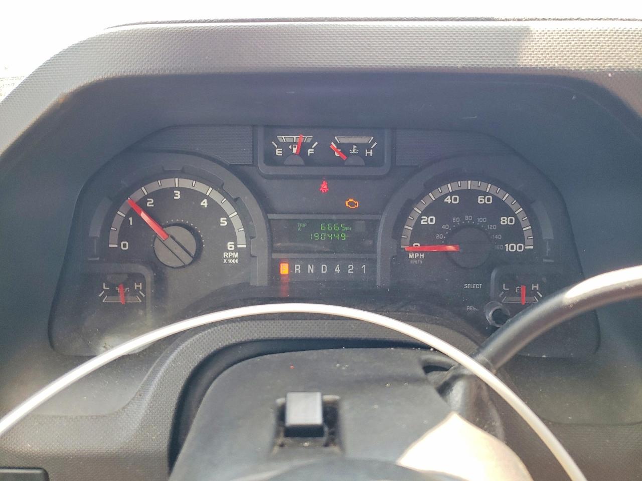 Ford Econoline E350 Super Duty Cutaway Van