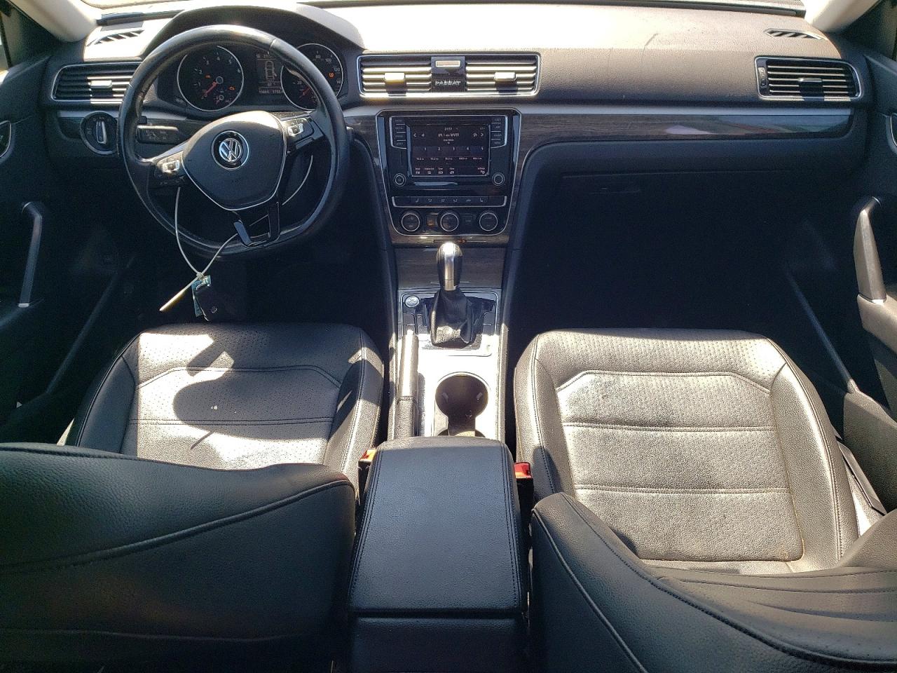 Volkswagen Passat Se