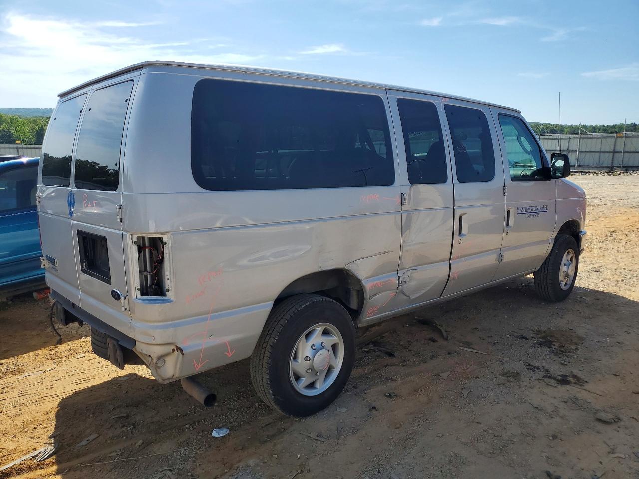 Ford Econoline E350 Super Duty Wagon