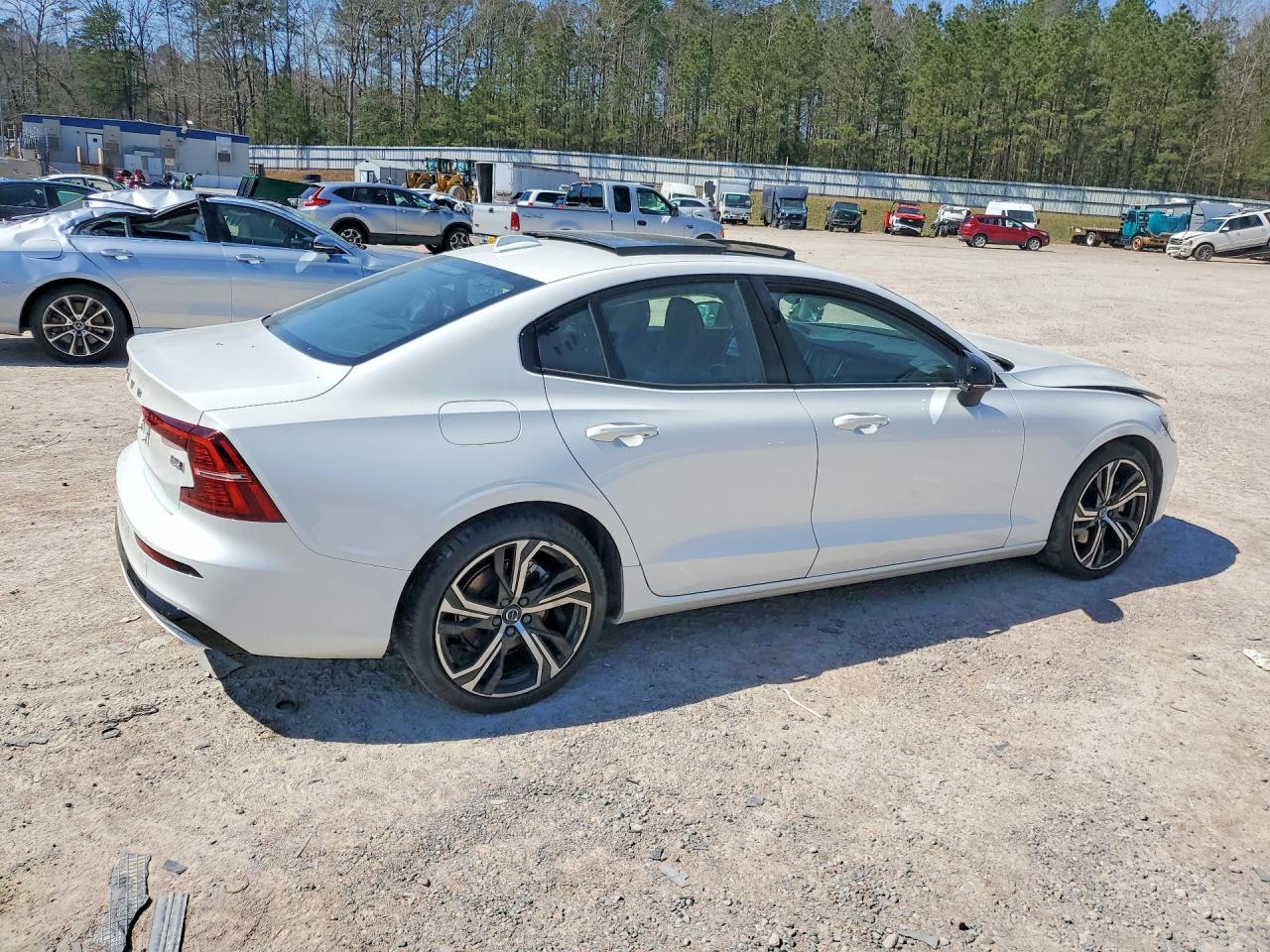 Volvo S60 Core