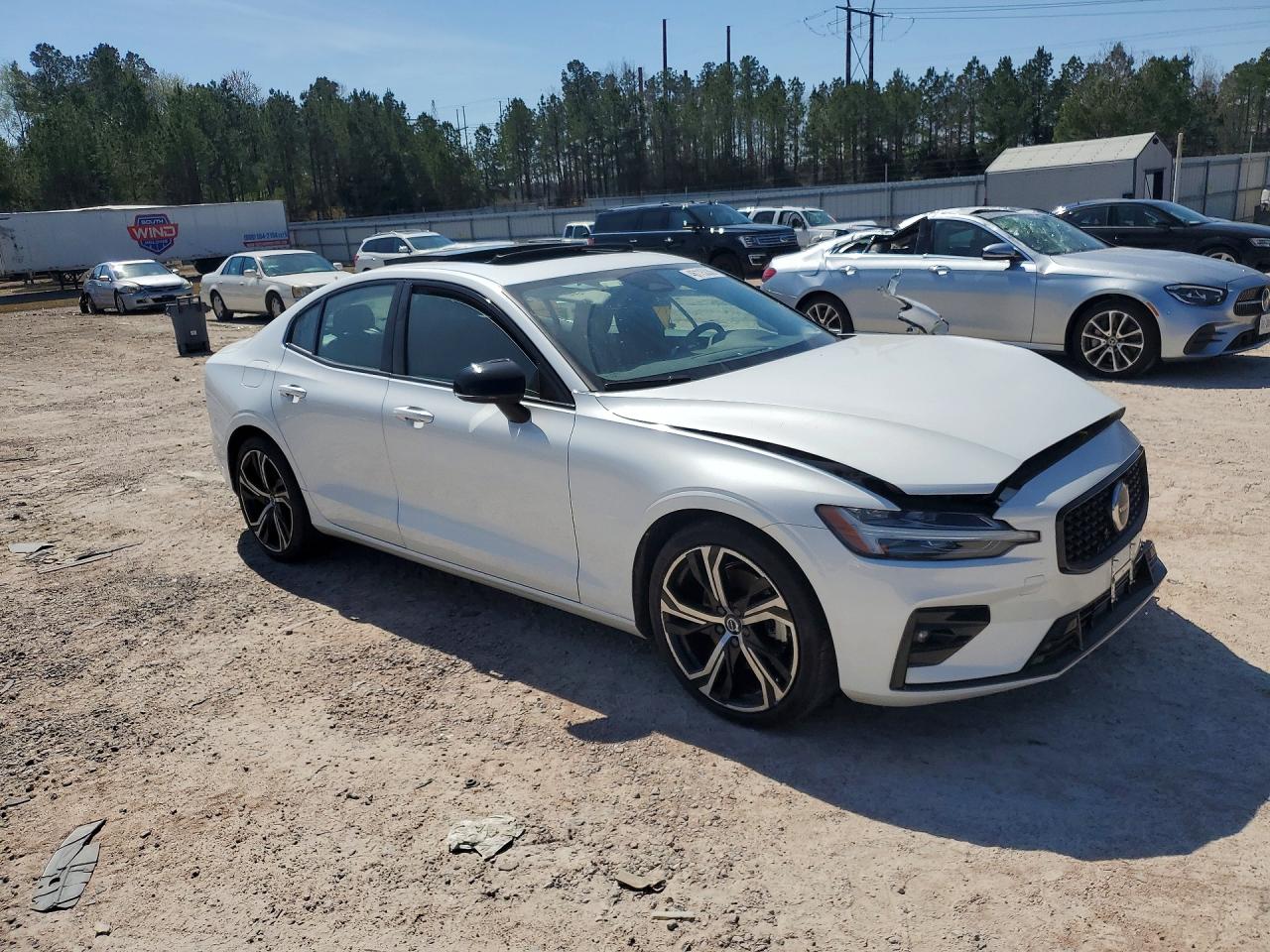Volvo S60 Core