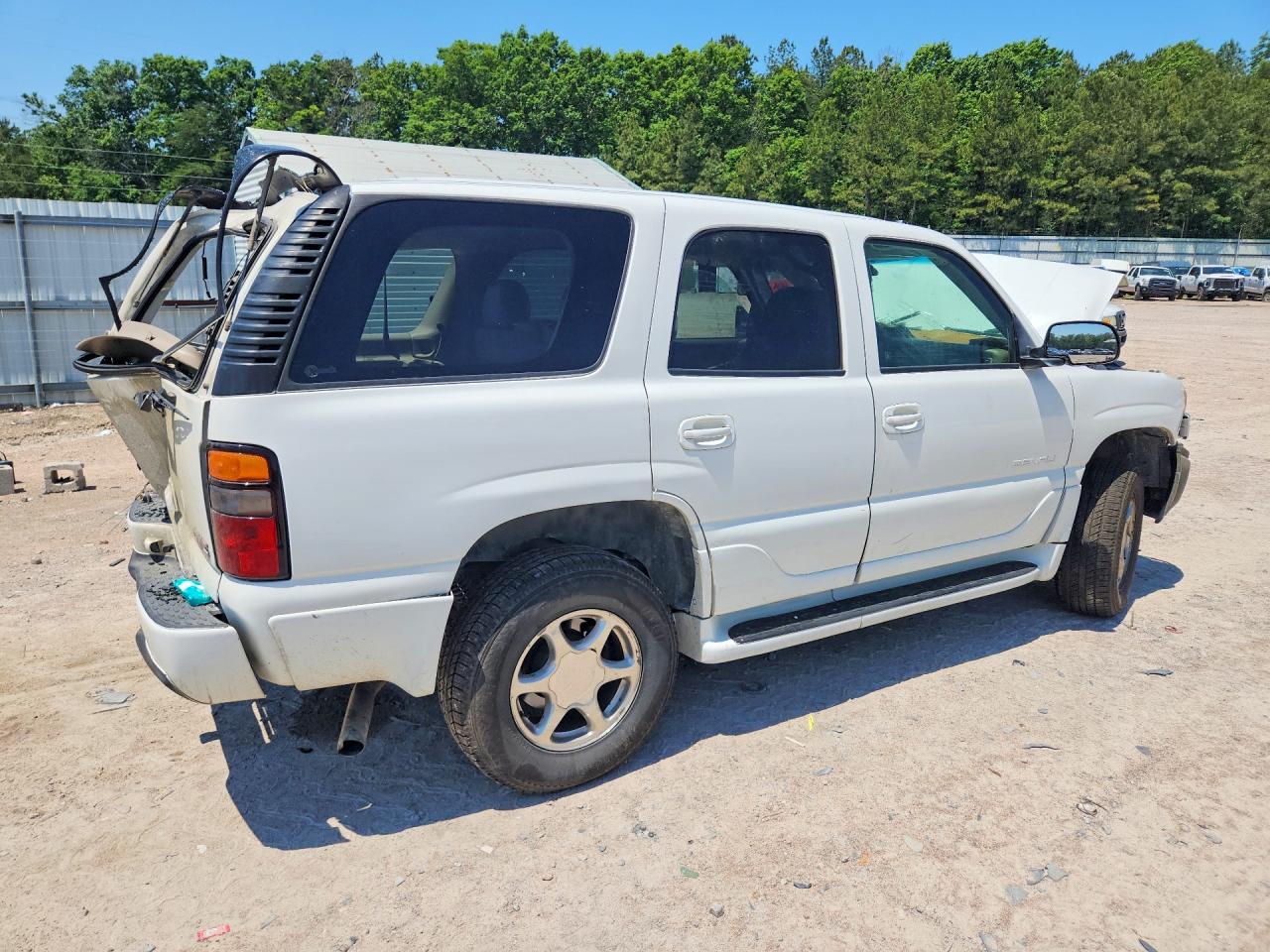 GMC Yukon Denali
