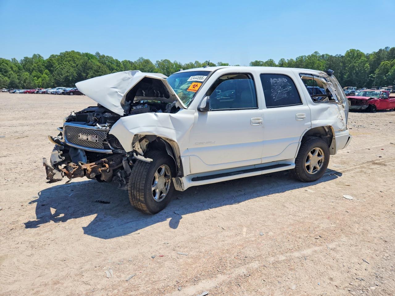 Salvage GMC Yukon Image