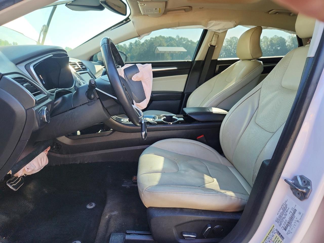 Ford Fusion Titanium Hev