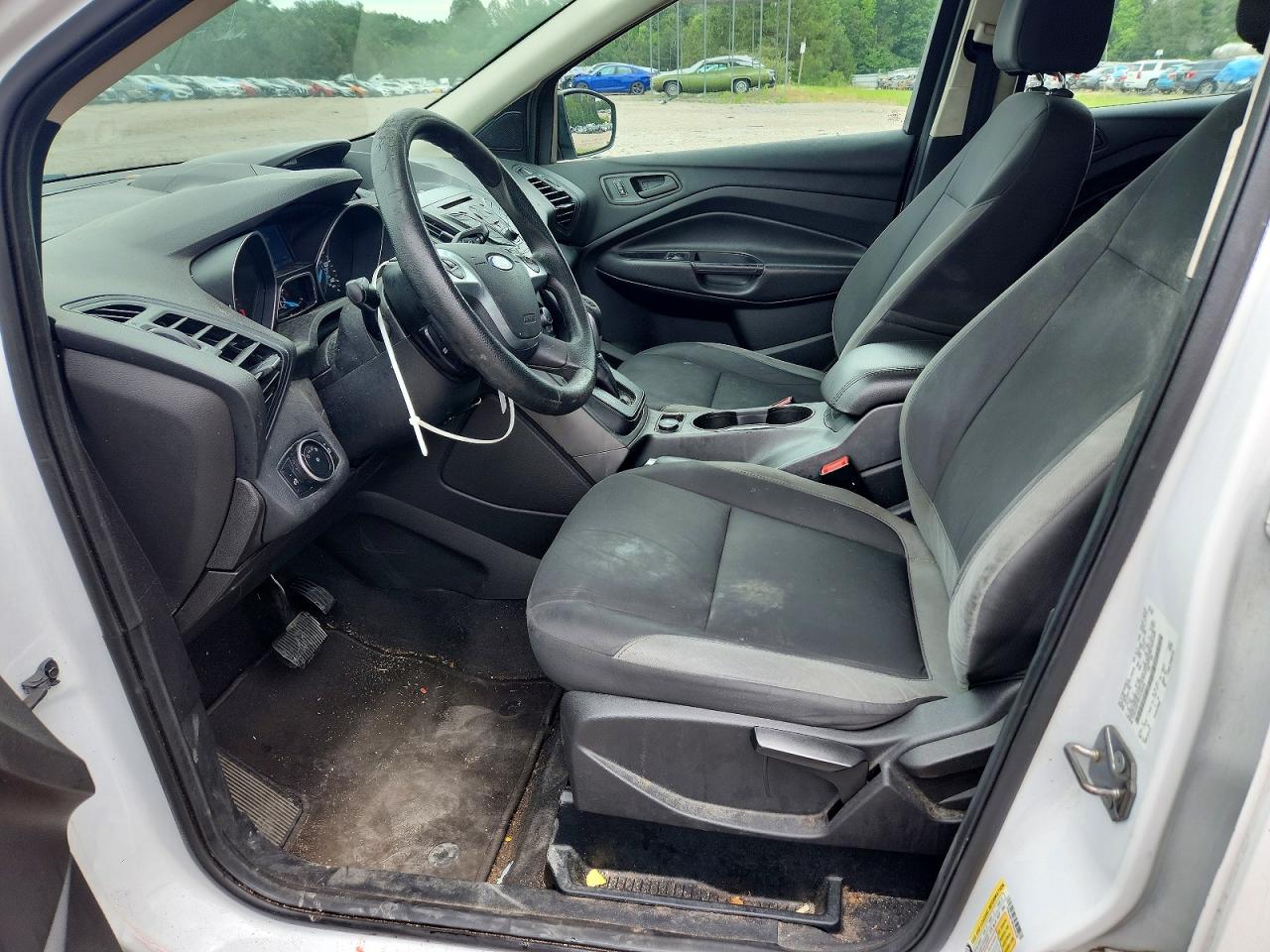 Ford Escape S