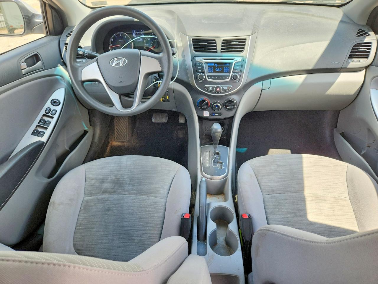 Hyundai ACCENT Se