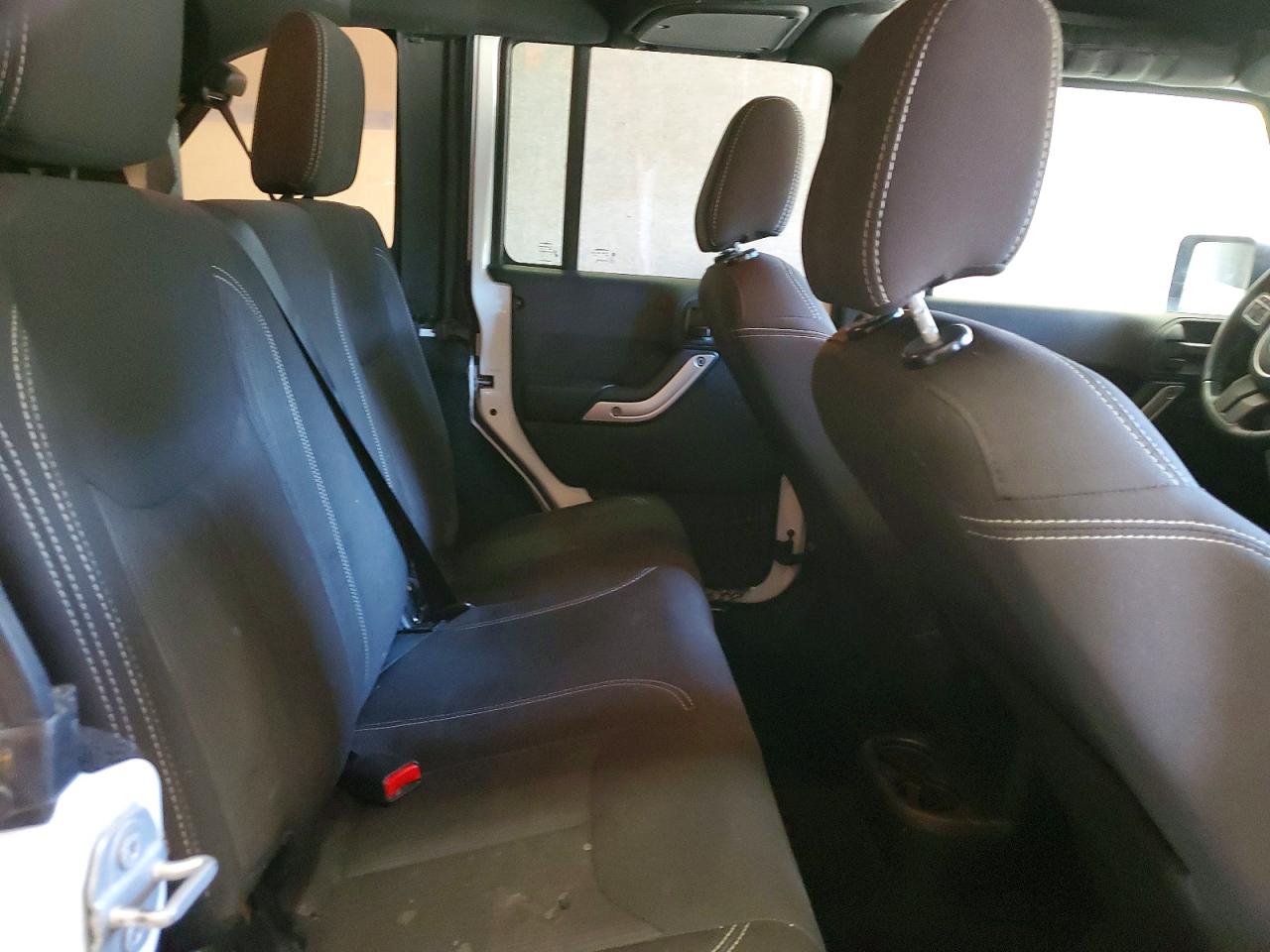 Jeep Wrangler Sahara