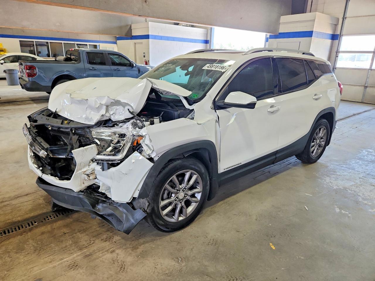 Salvage GMC Terrain Image