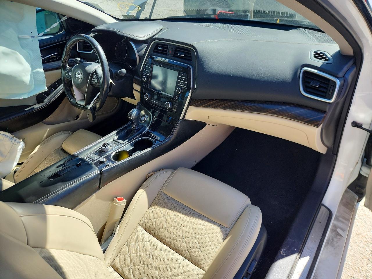 Nissan Maxima Platinum