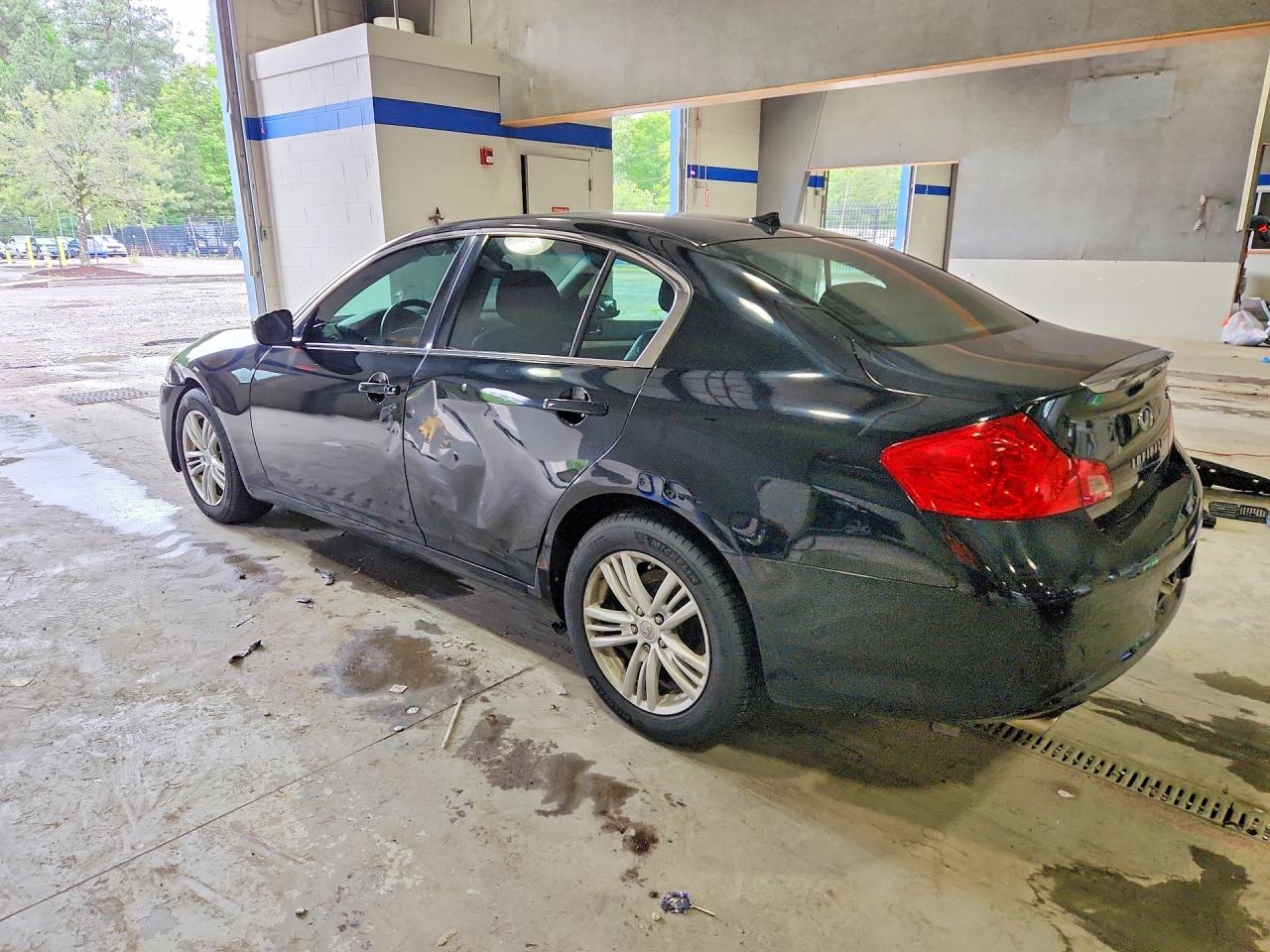 INFINITI G25 X