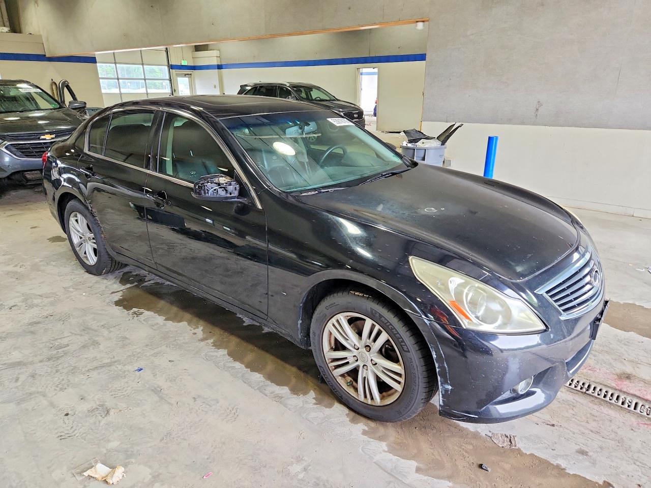 INFINITI G25 X
