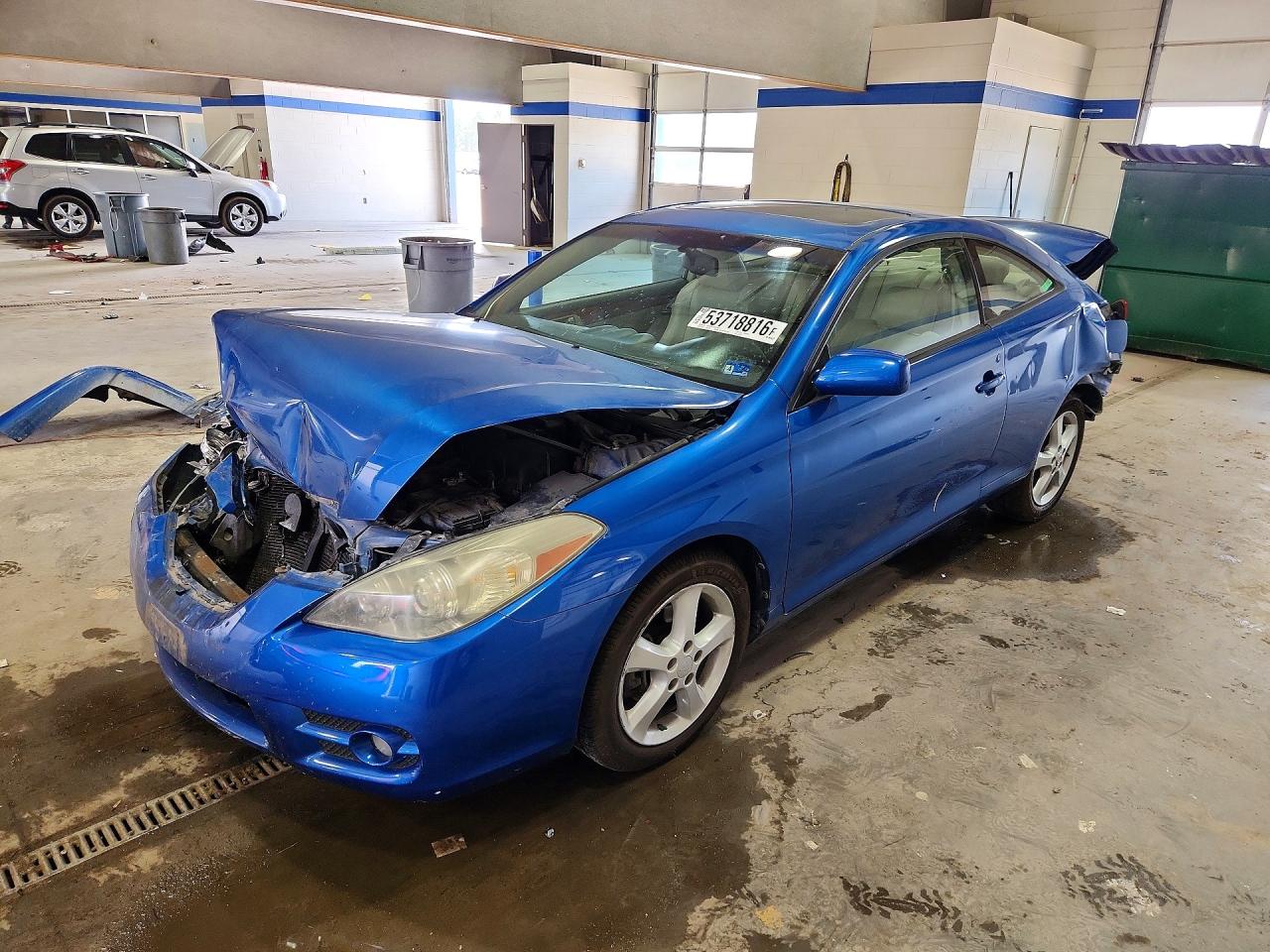 Salvage Toyota Camry Image