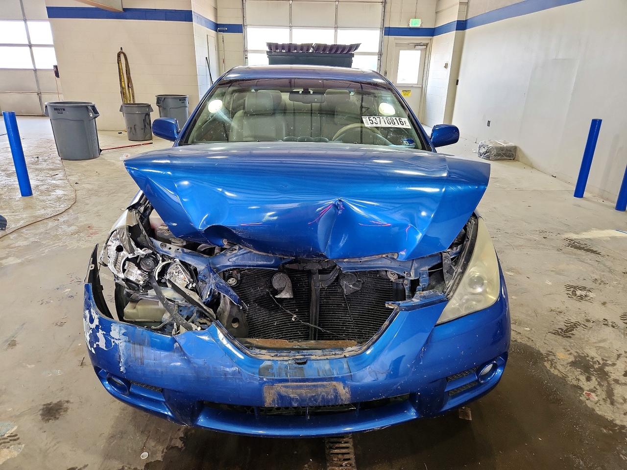 Toyota Camry Sle V6