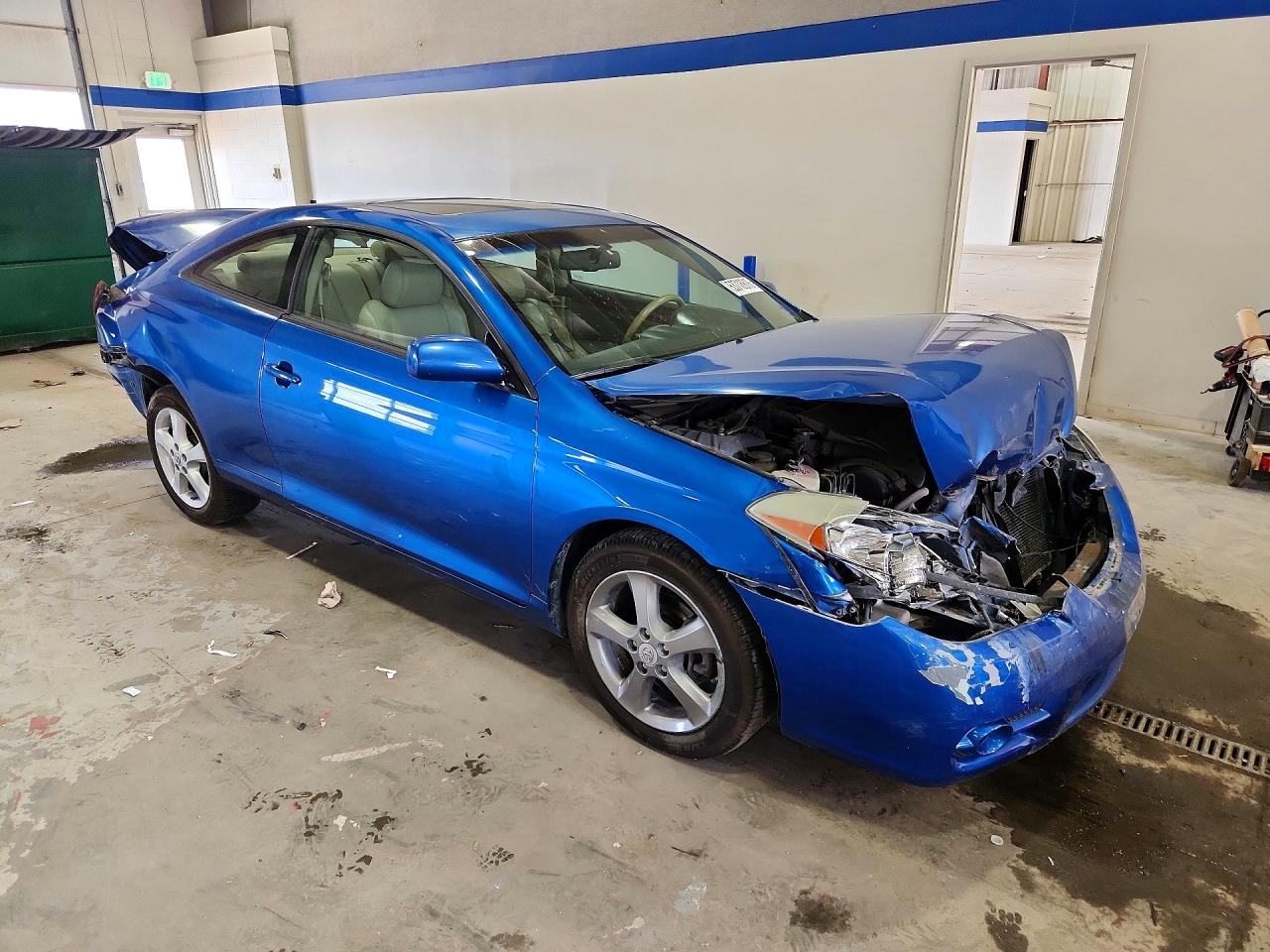 Toyota Camry Sle V6