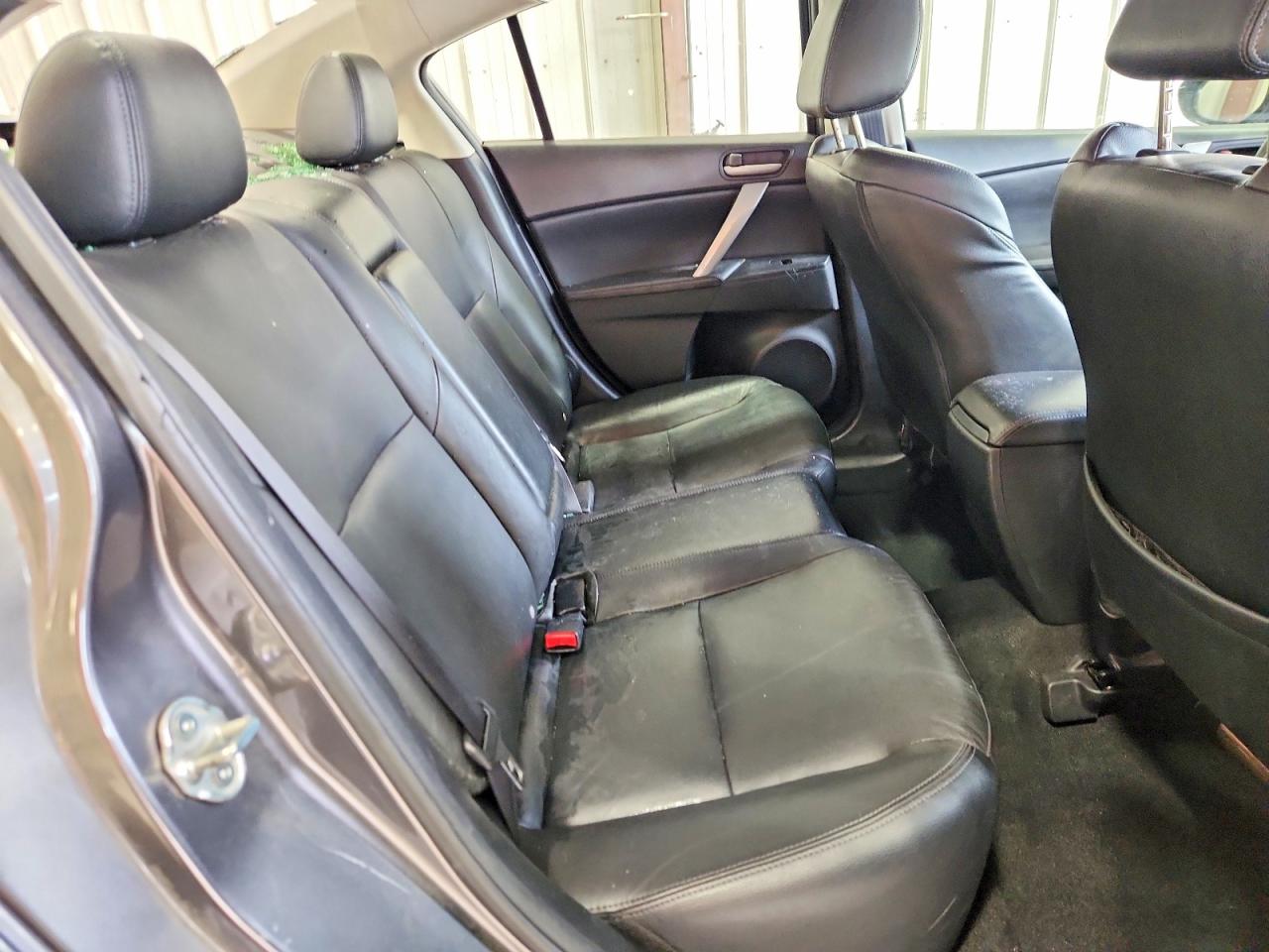 Mazda 3 I