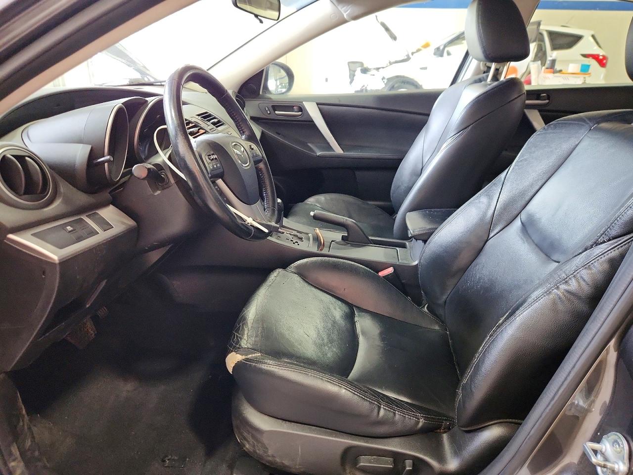 Mazda 3 I