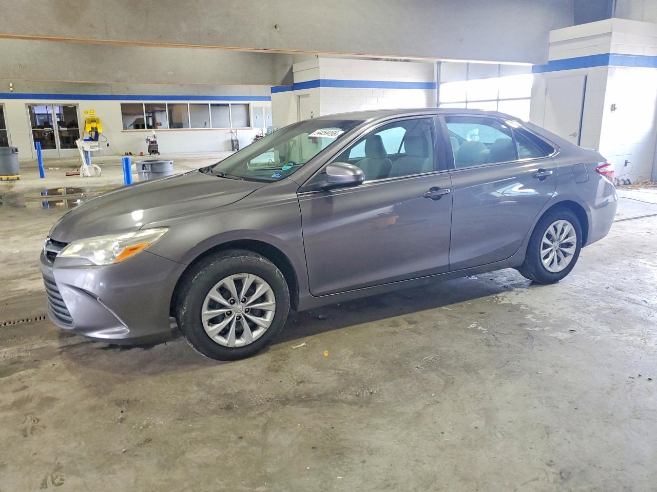 Salvage Toyota Camry Image