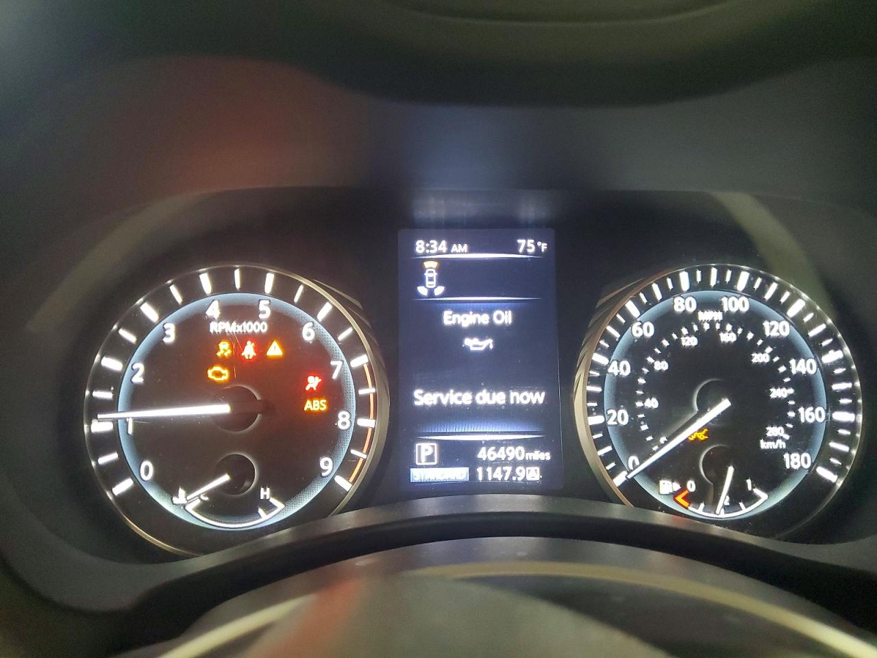 INFINITI Q50 Luxe