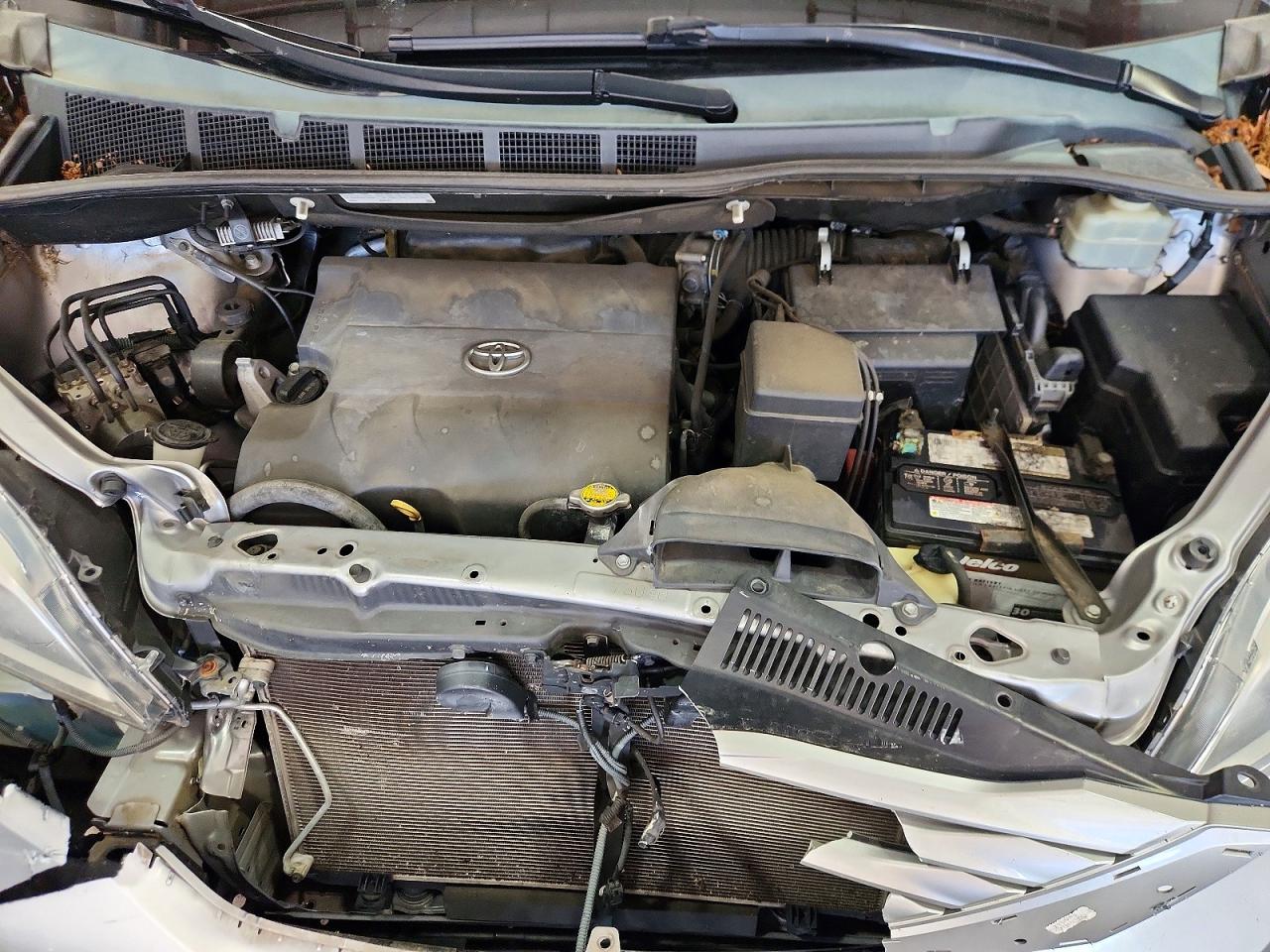 Toyota Sienna Limited Premium 7-passenger