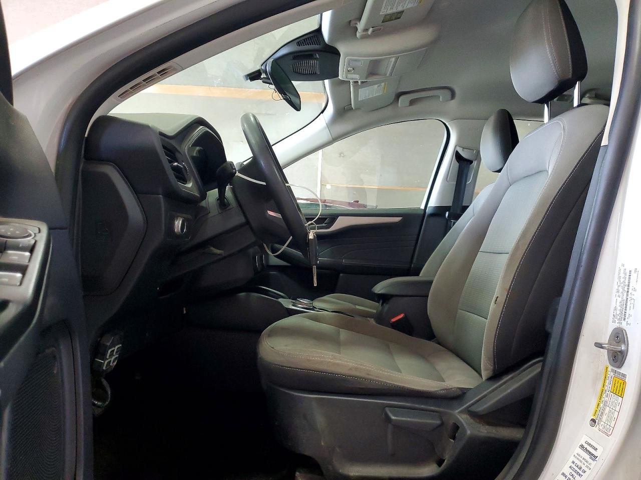 Ford Escape S