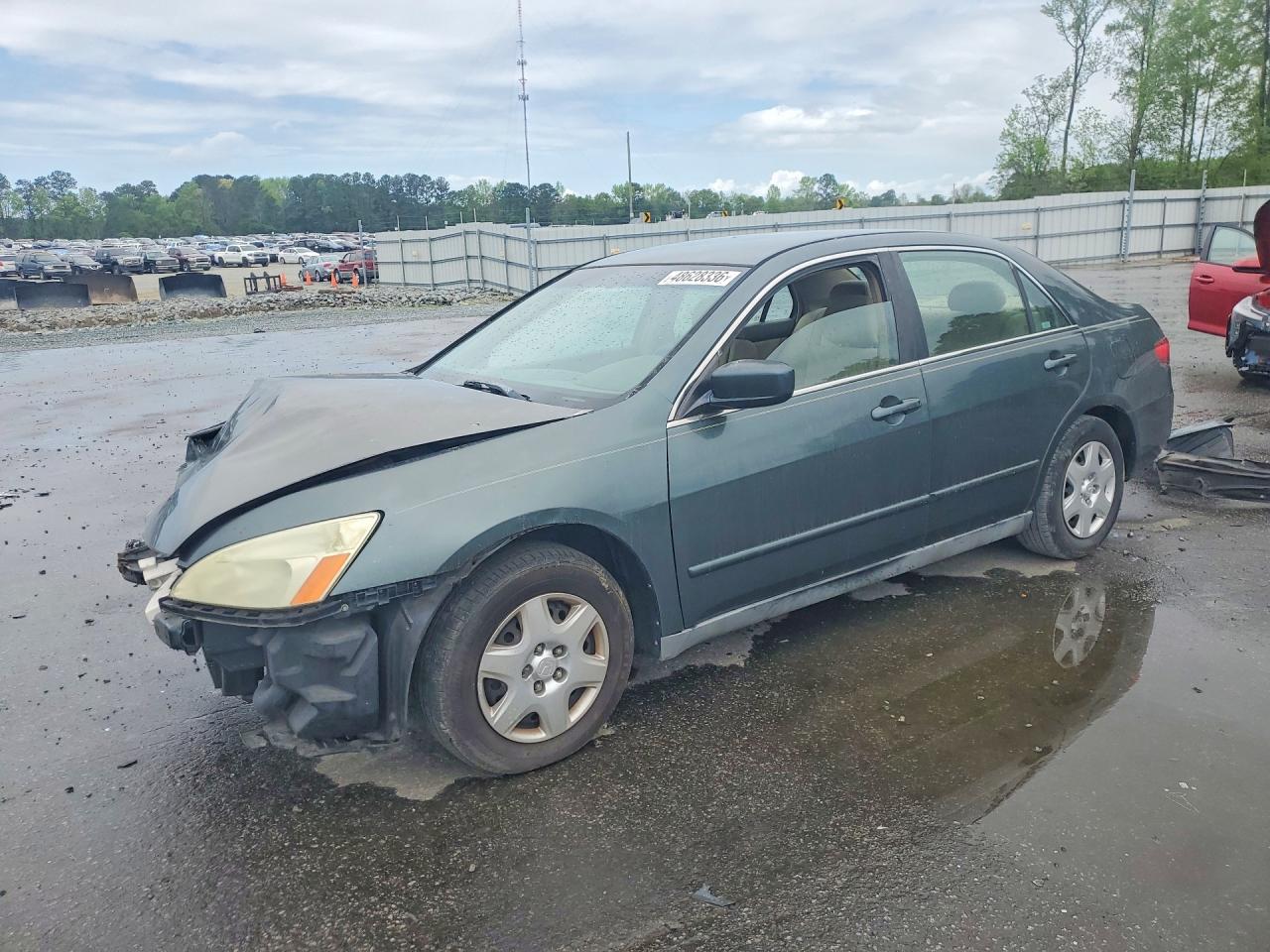 Salvage Honda Accord Image