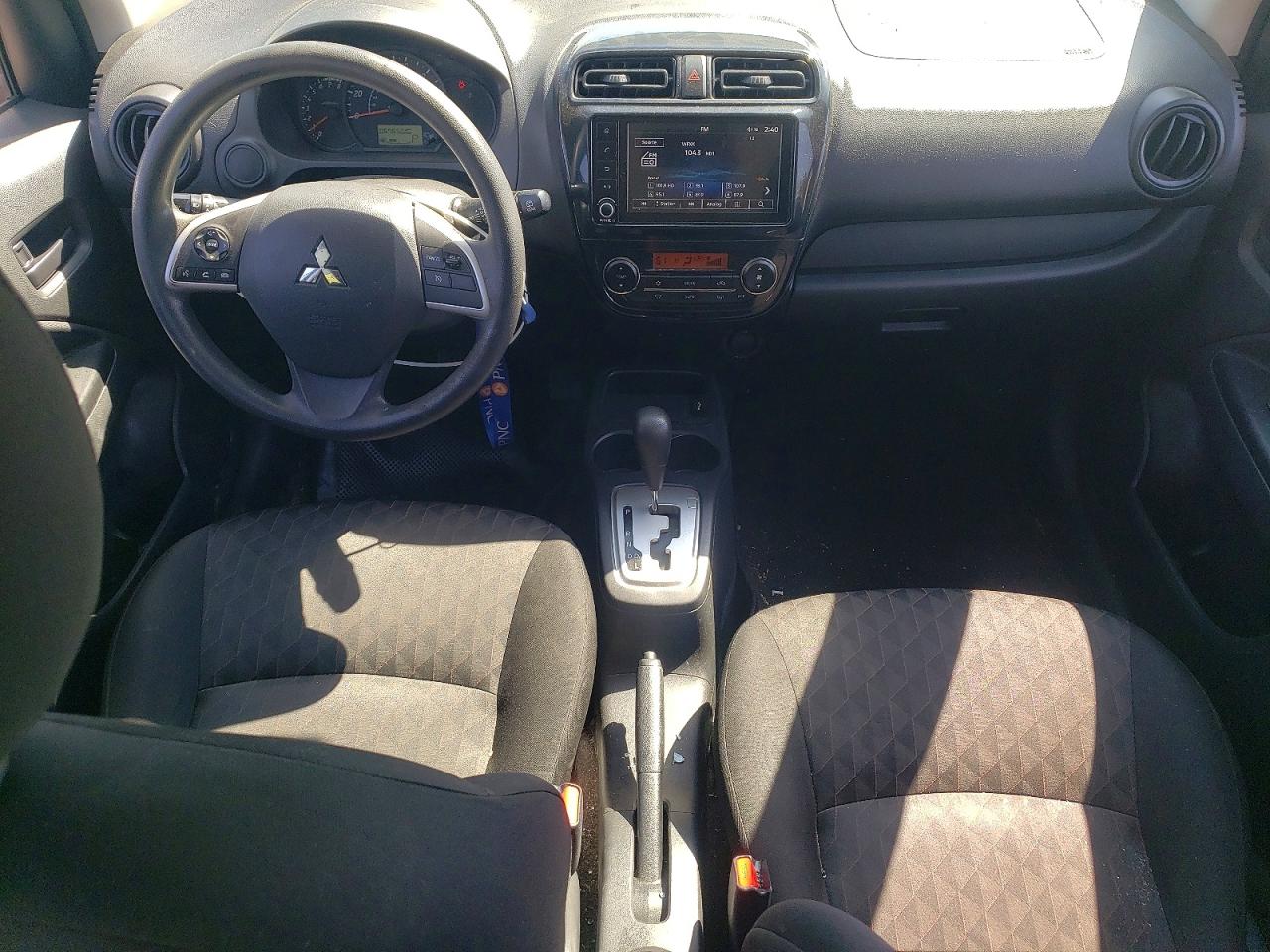 Mitsubishi Mirage Es