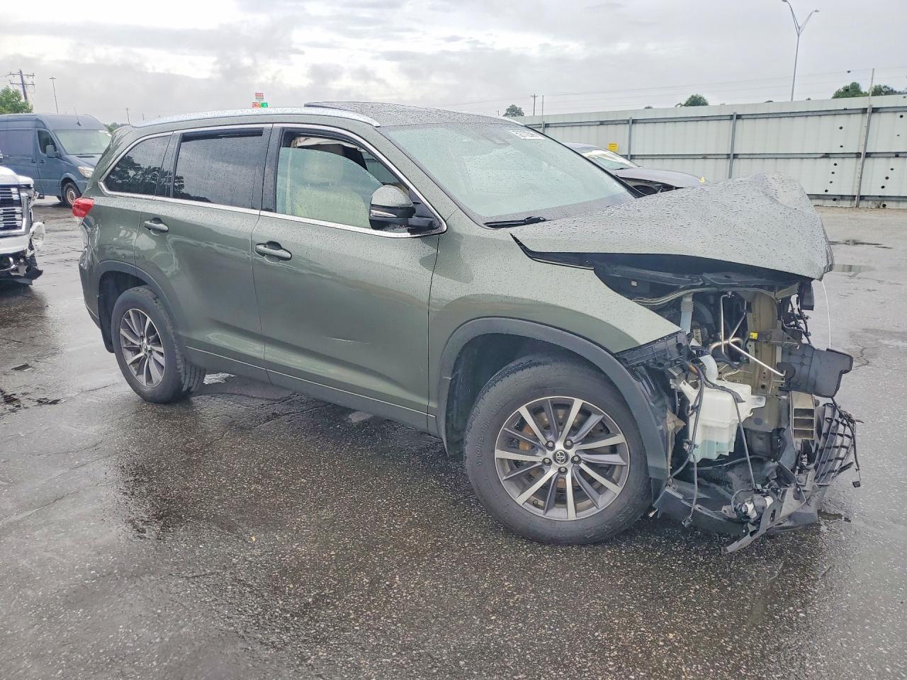 Toyota Highlander Xle