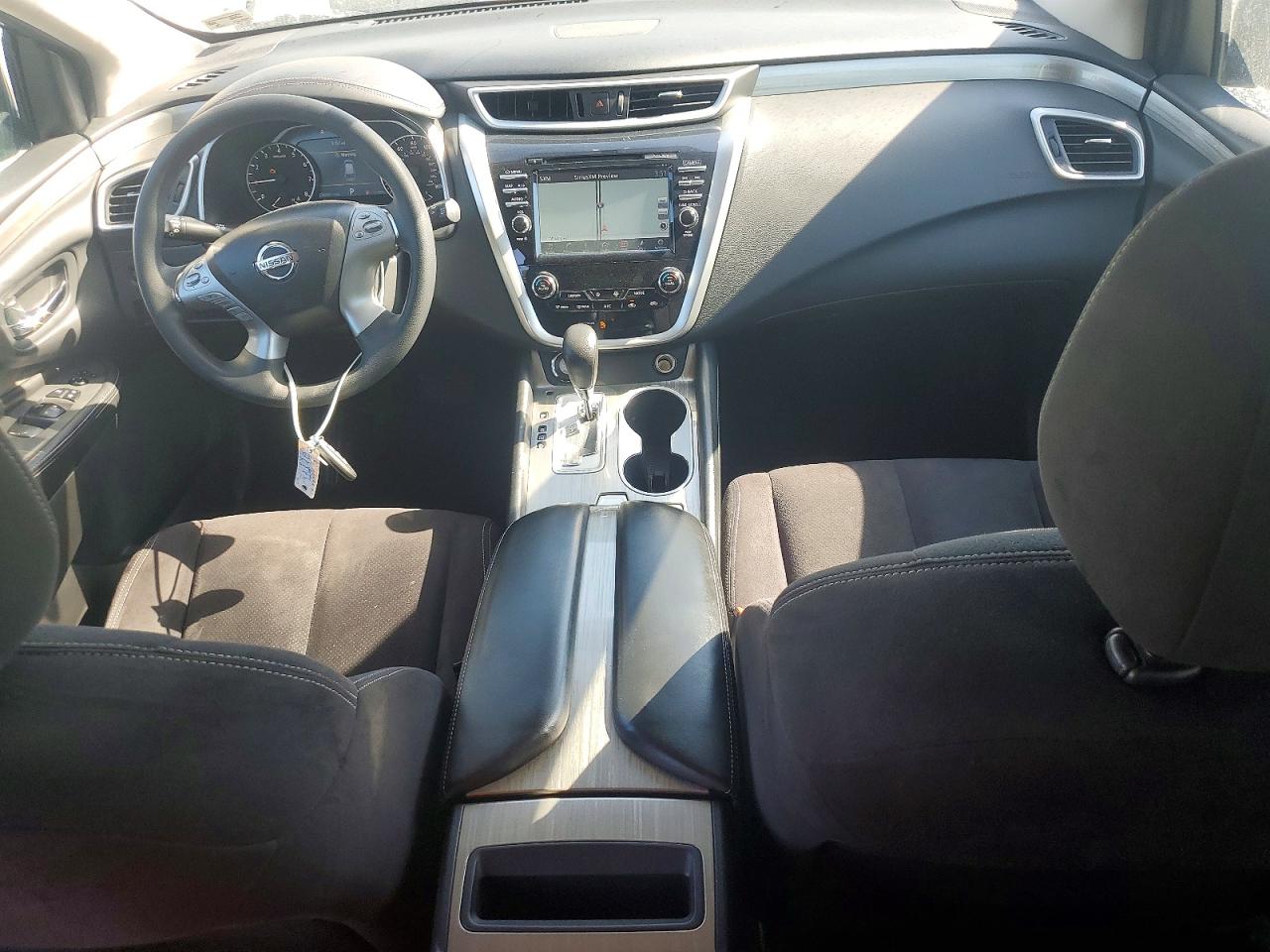 Nissan Murano S