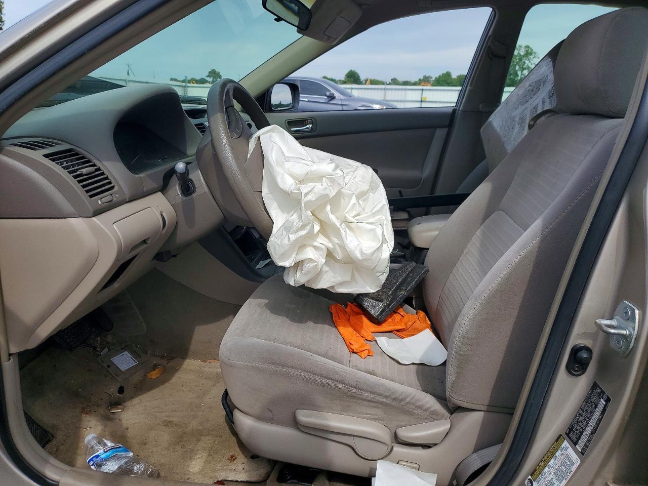 Toyota Camry Standard
