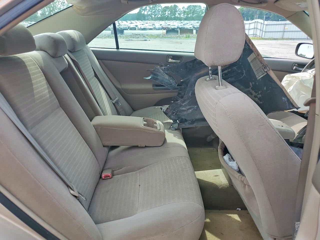 Toyota Camry Standard