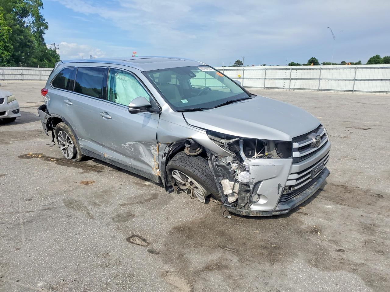 Toyota Highlander Xle