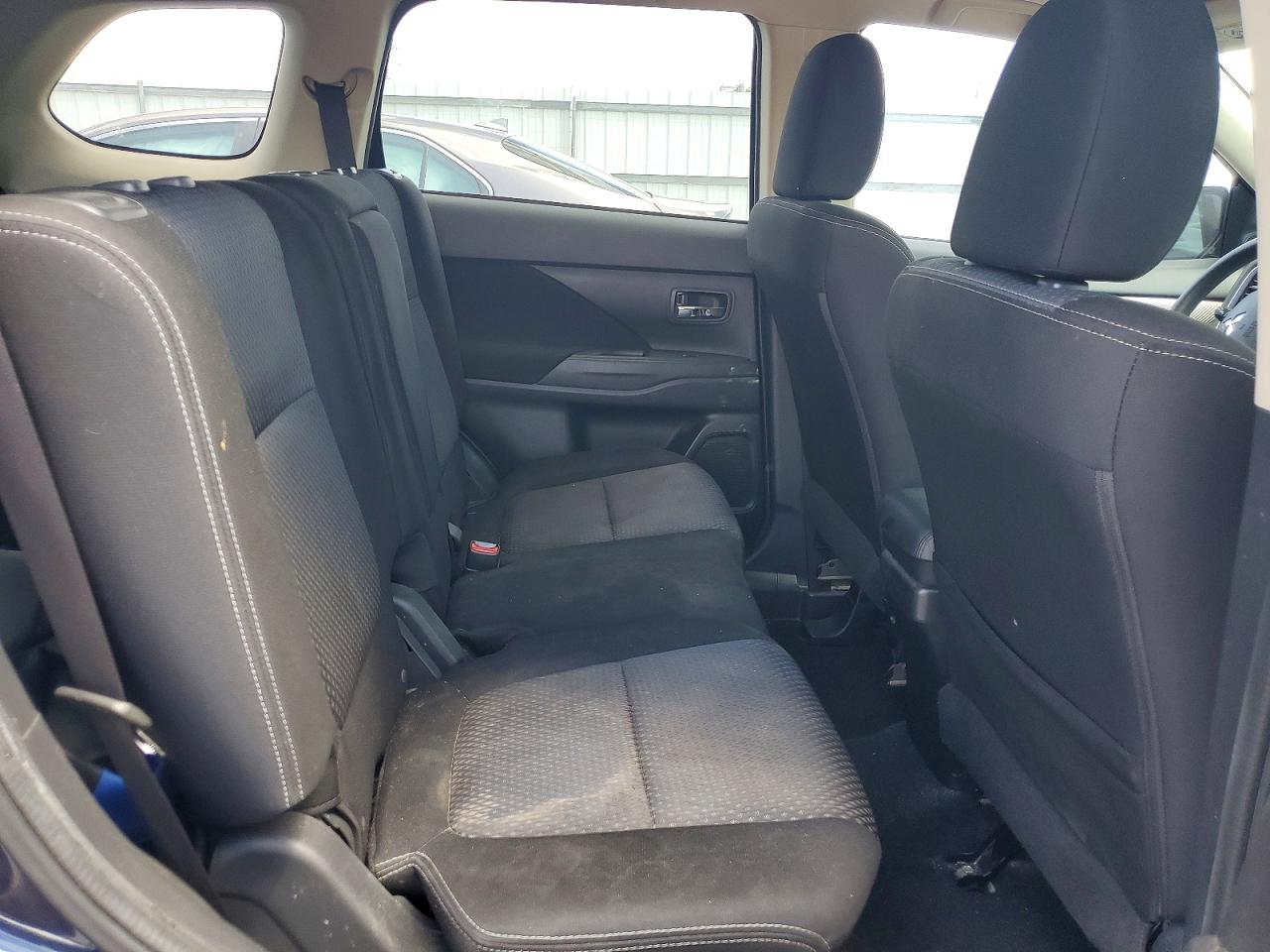 Mitsubishi Outlander Es