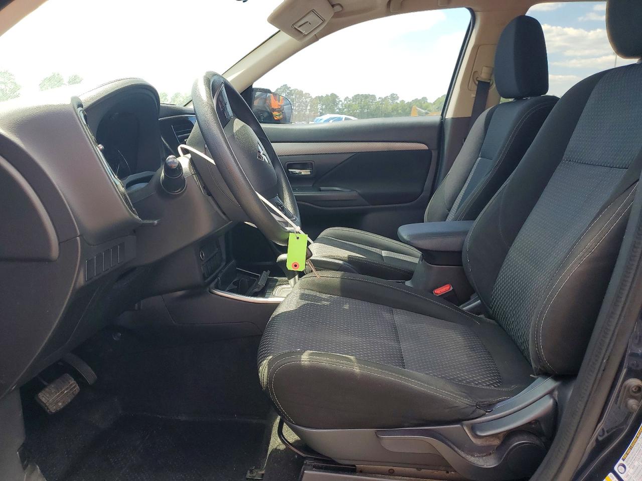 Mitsubishi Outlander Es