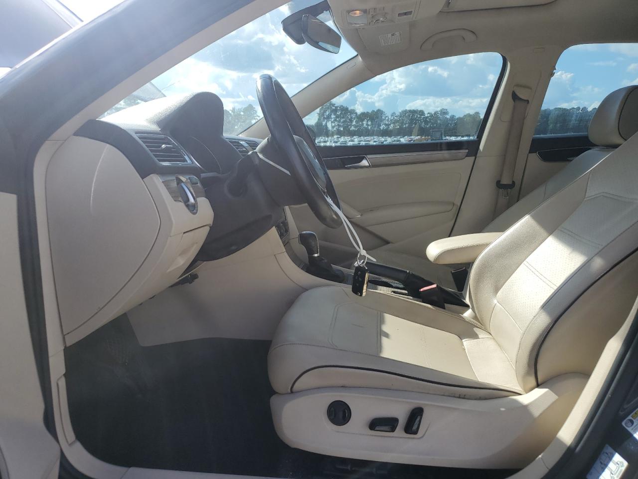 Volkswagen Passat Se