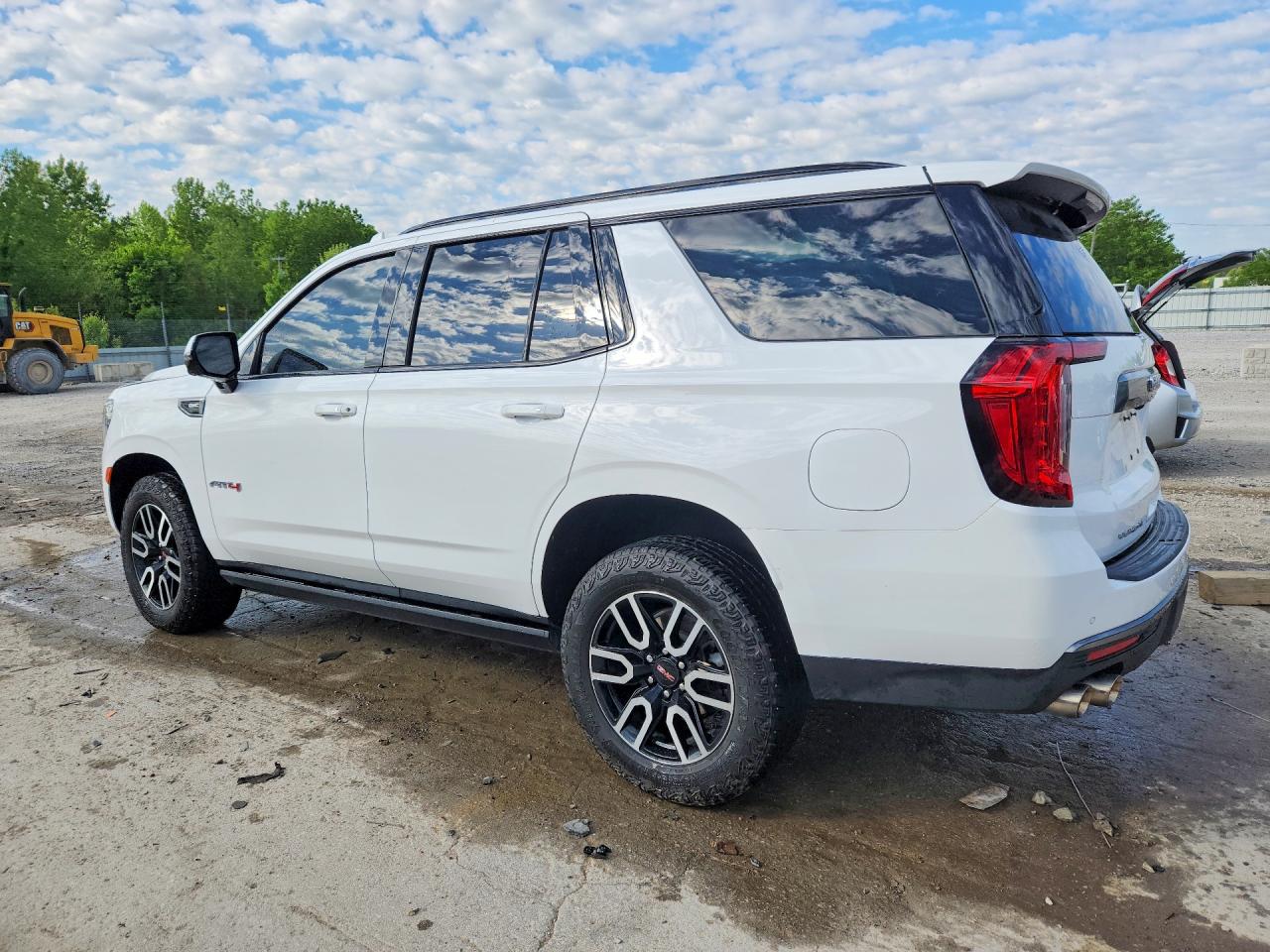 GMC Yukon At4