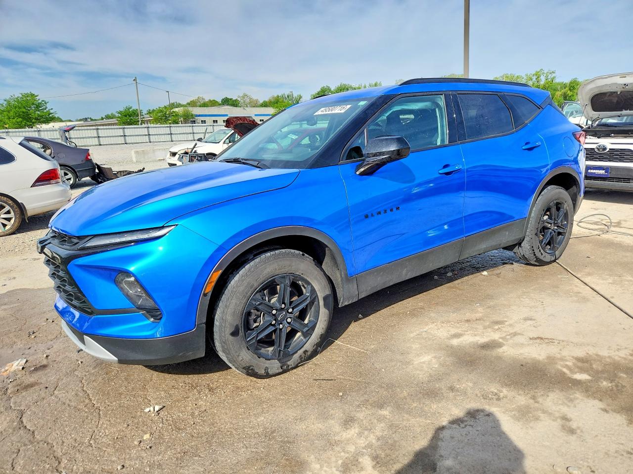 Salvage Chevrolet Blazer Image