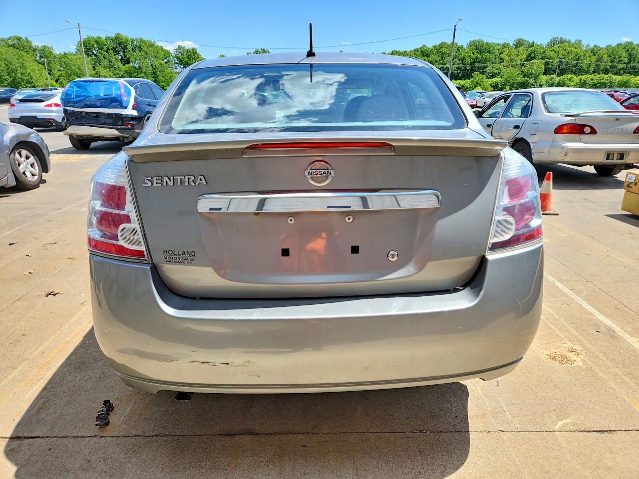 Nissan Sentra