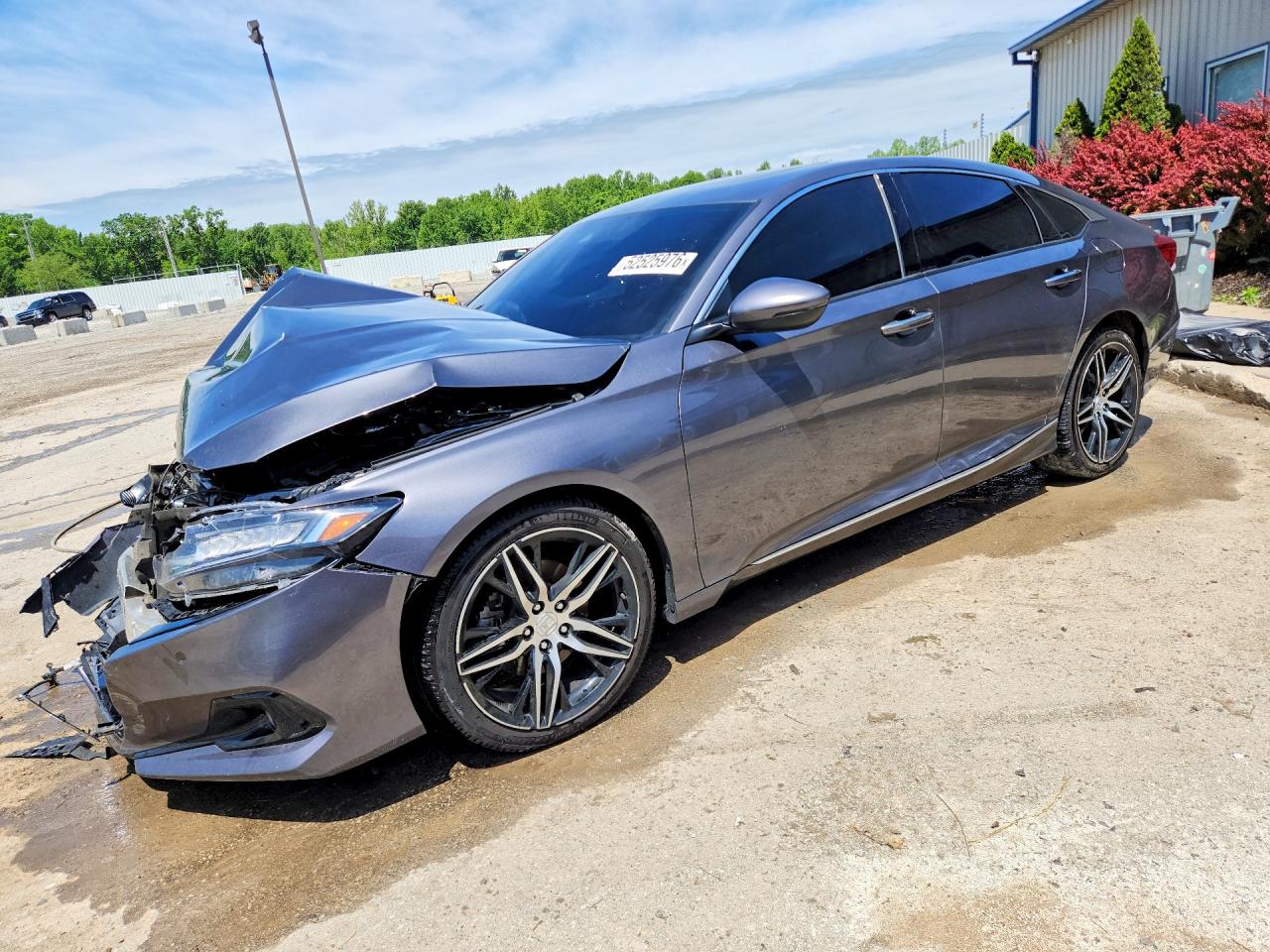 Salvage Honda Accord Image