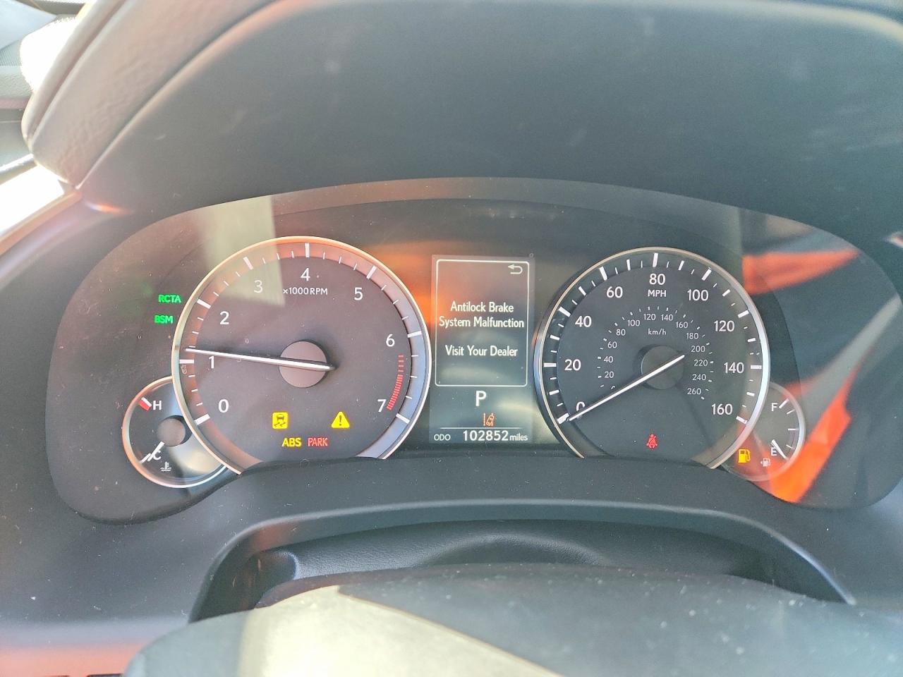 Lexus RX Base