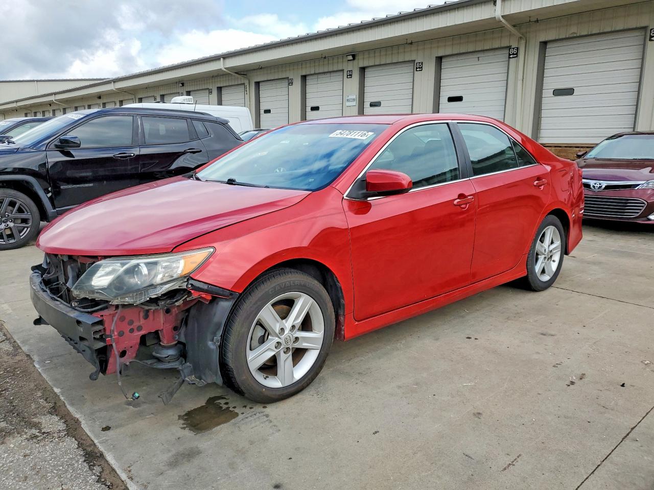 Salvage Toyota Camry Image