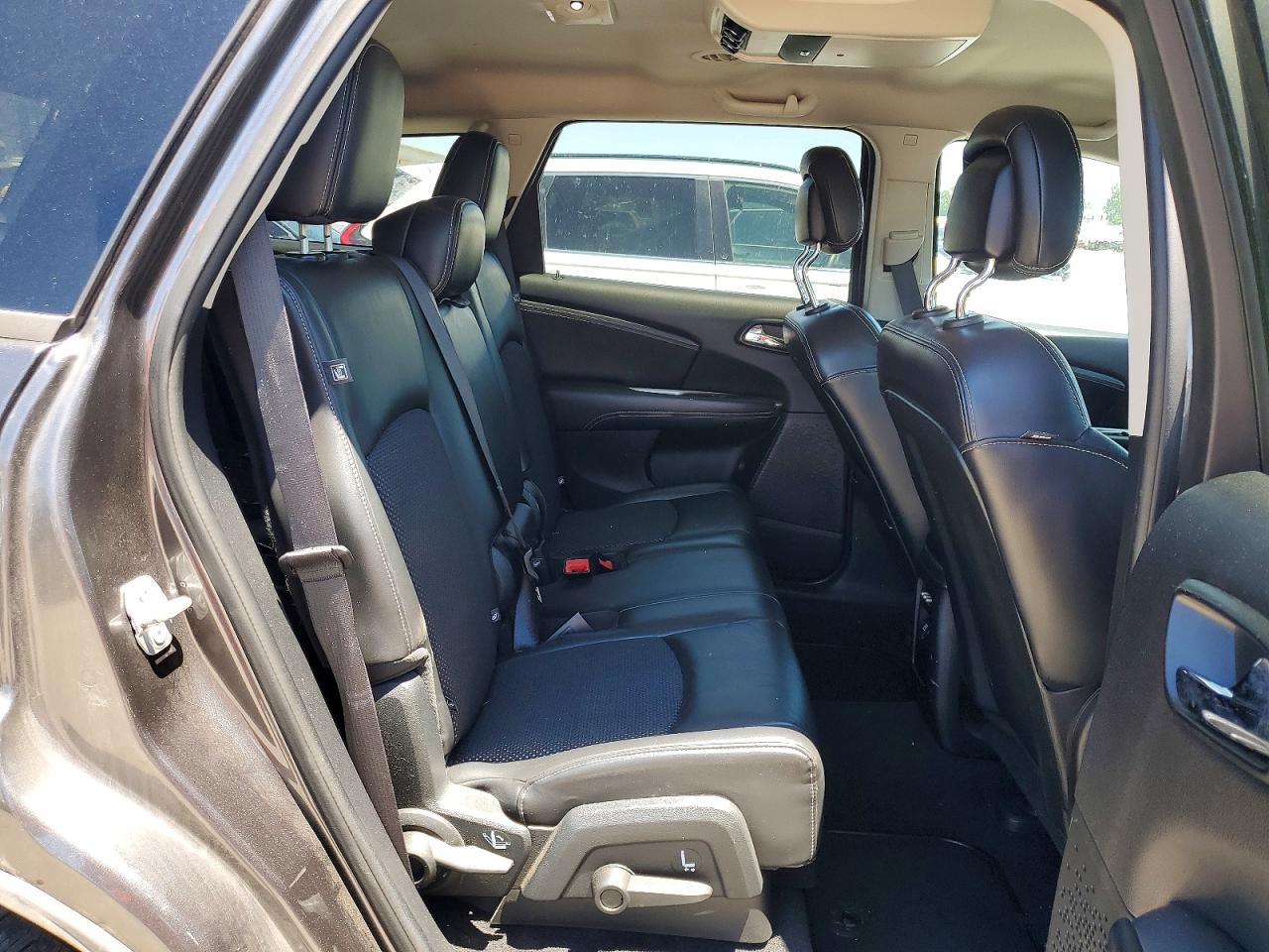 Dodge Journey Crossroad