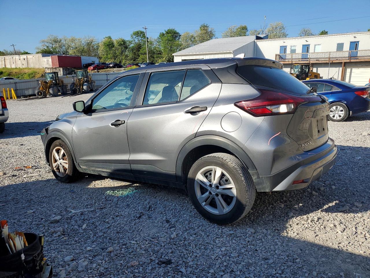 Nissan Kicks S