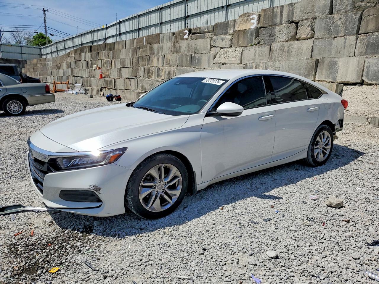 Salvage Honda Accord Image
