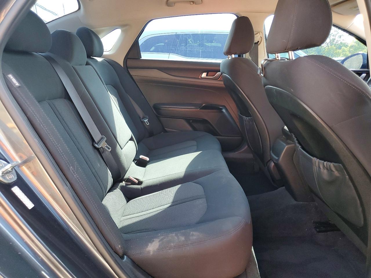 Kia K5 Lxs