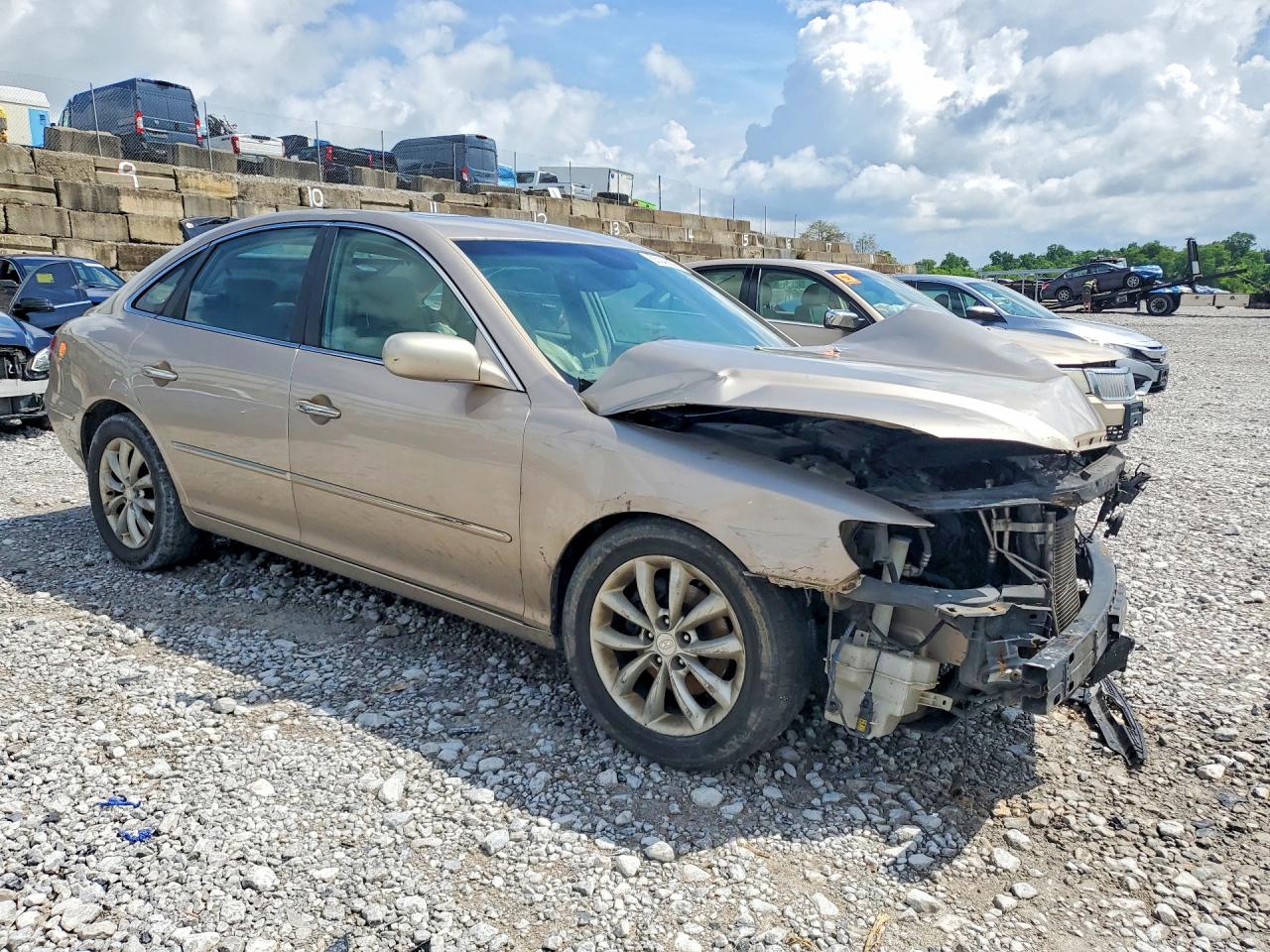 Hyundai Azera Se