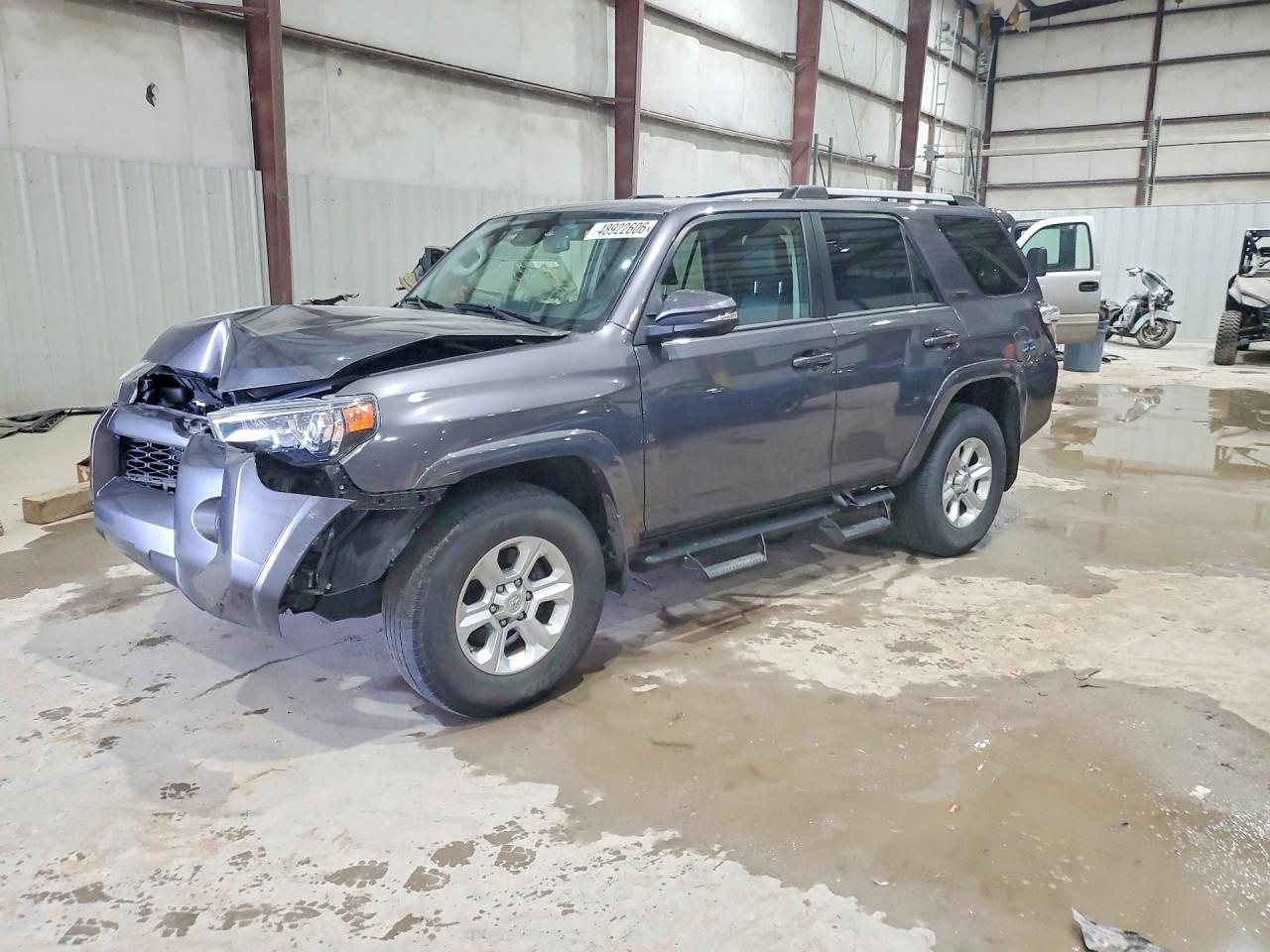 Salvage Toyota 4Runner Image