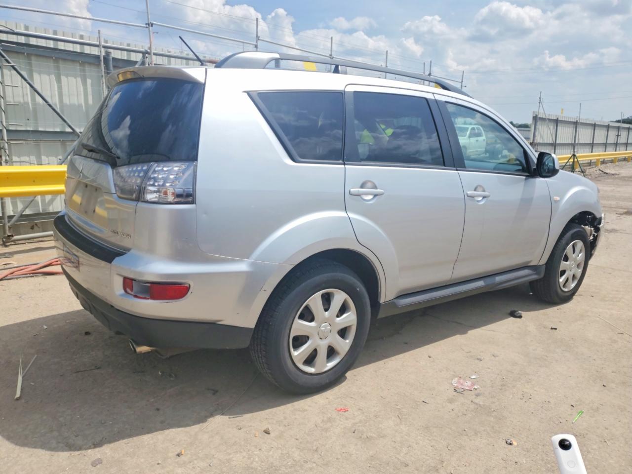 Mitsubishi Outlander Es