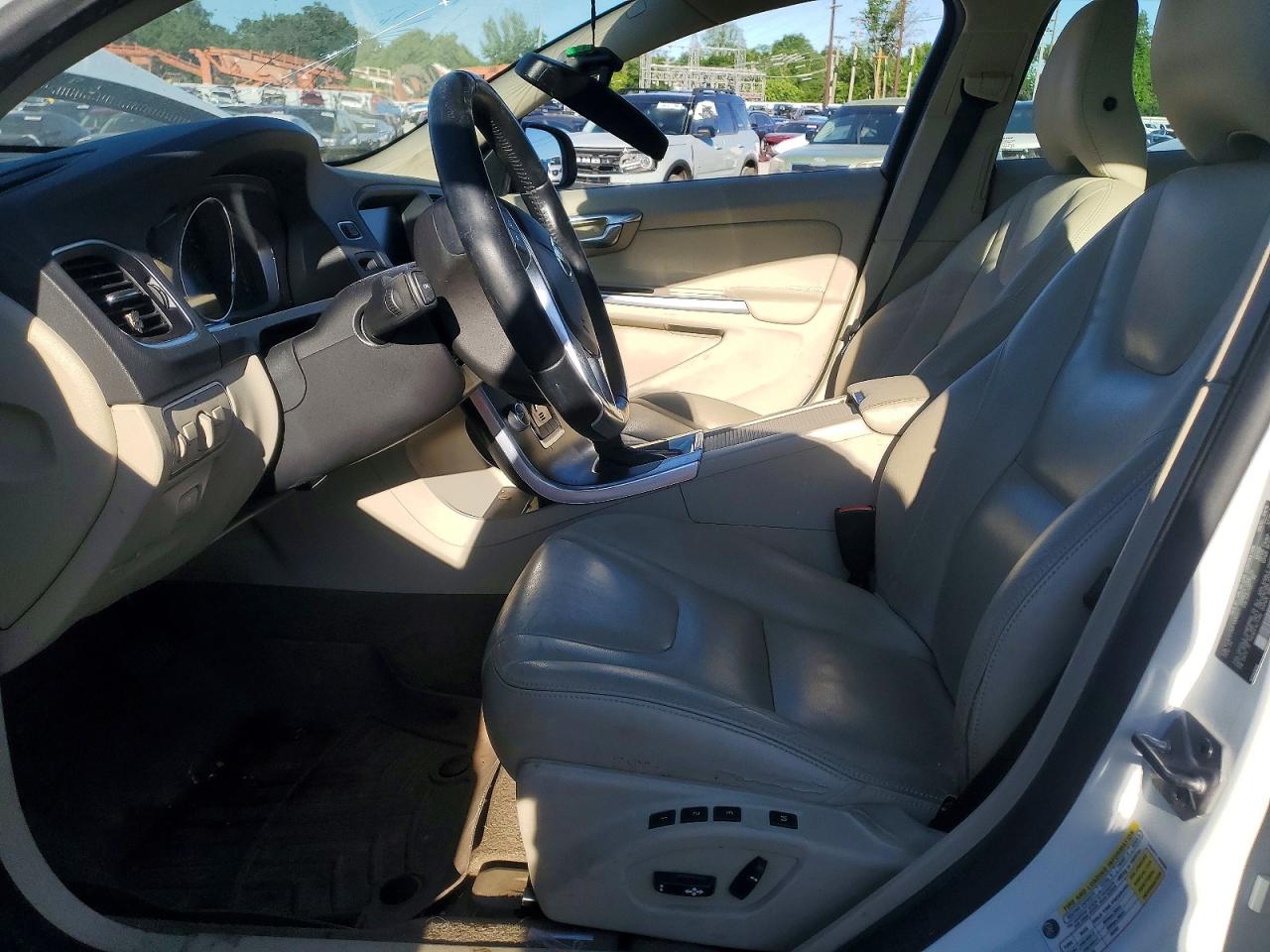 Volvo S60 Premier